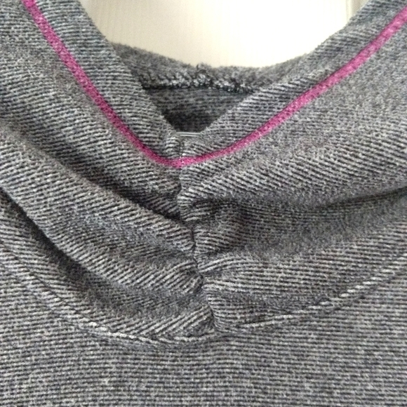 New Balance Dry Pullover Hoodie Long Sleeve Gray Small - Picture 4 of 12